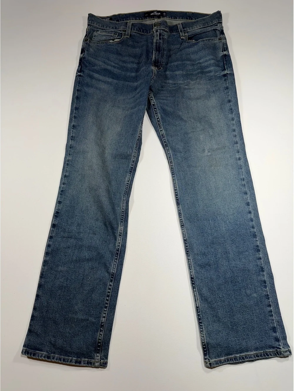 Hollister Mens Jeans 38x32 Straight Blue Medium Wash Denim Pants